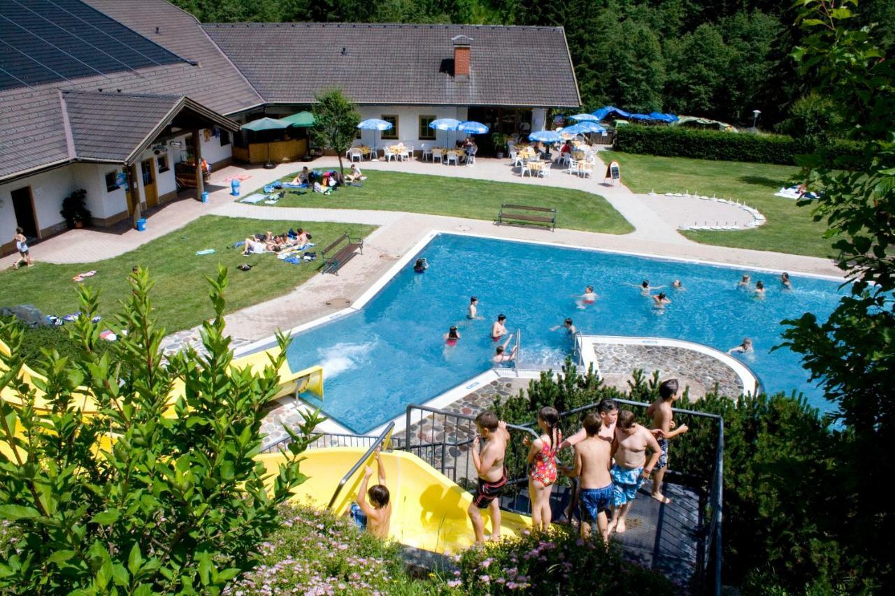 Das Kleine Berghotel Liesing Exteriör bild